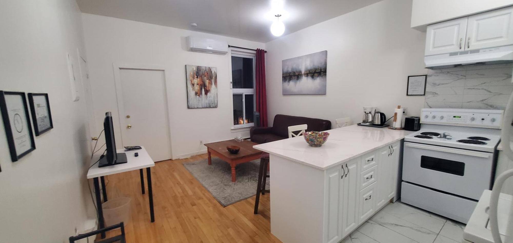 Heart Of Mtr For Memorable Experience 7Minmetro 2 Backyard Fully Equipped Villa Монреал Екстериор снимка
